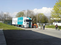 Arrival of SCT at CERN
